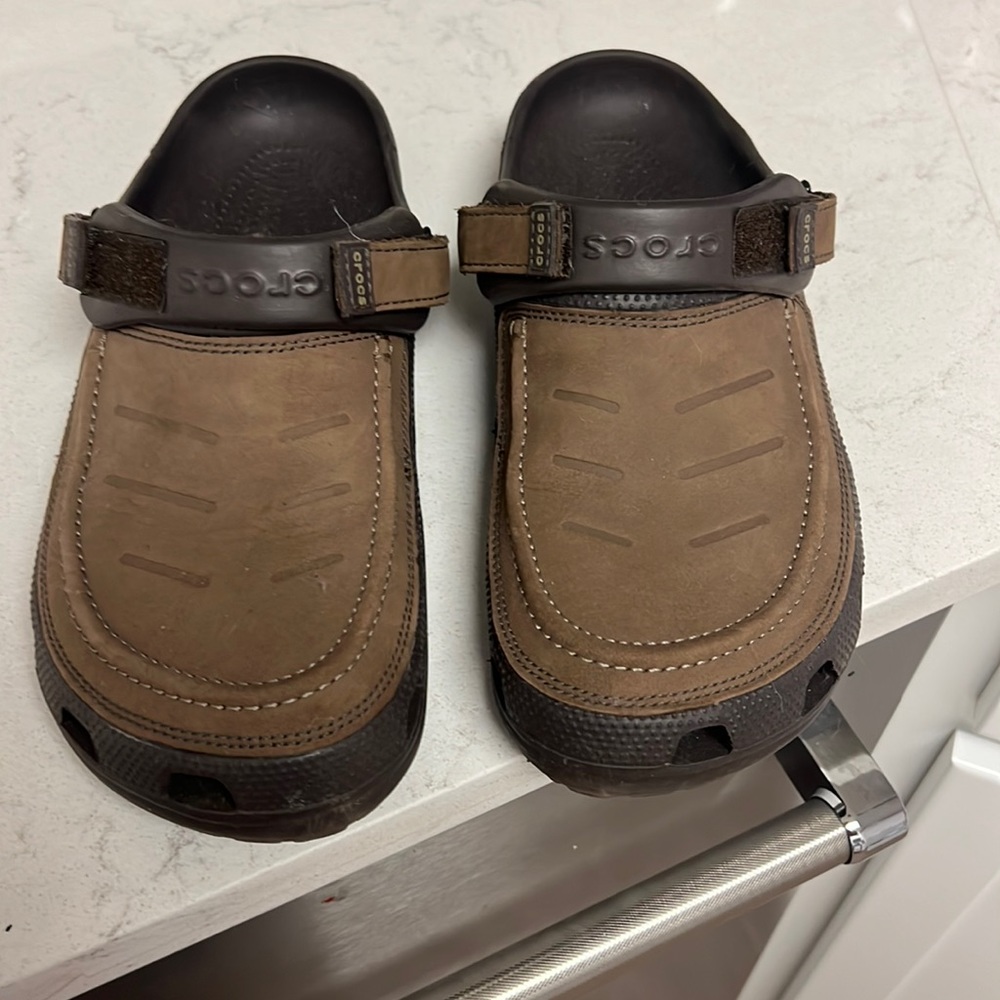 Crocs leather sandals